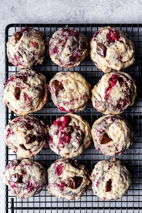 Raspberry Chocolate Chip Cookies, Raspberry Chocolate Chip, Raspberry Cookies, Raspberry Chocolate, Cookie House, Cooling Rack, Chocolate Chunk, Chocolate Chunk Cookies, Easy Cookie Recipes