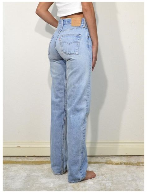 Levis Jeans Women 501, 501 Outfit, Levi Jeans Outfit, Levis Jeans 501, Mom Jeans Outfit, Tomboy Outfits, Levi Jeans Women, 501 Jeans, Levi's 501