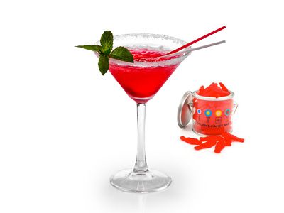 Peach Martini Recipe, Vodka And Cranberry Juice, Swedish Dinner, Creative Alcoholic Drinks, Unique Alcoholic Drinks, Key Lime Pie Martini, Peach Martini, Fish Cocktail, Mango Martini