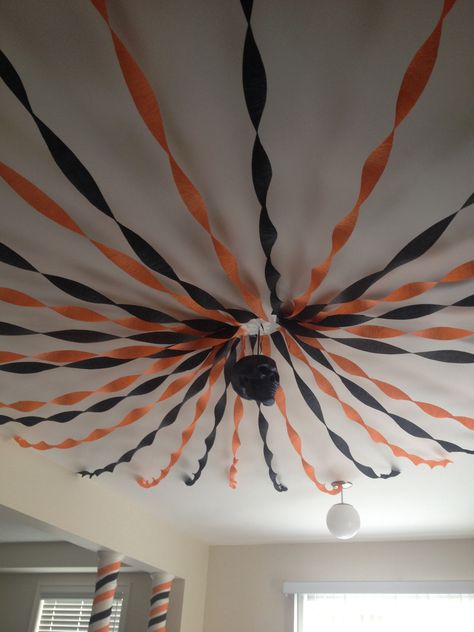 Things To Make For Halloween Party, Halloween Streamers Ideas, Streamers Doorway, Halloween Nursing Home Decorations, College Halloween Decorations, Haunted Hoco Theme, Homecoming Halloween Theme, Indoor Spooky Halloween Decor, Fall Decor Hanging From Ceiling