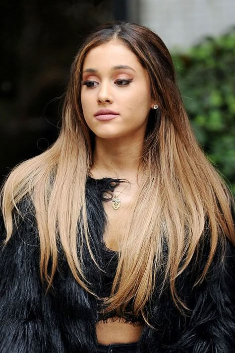 ariana-grande-hair-2014-down Ariana Grande Hair, Steal Her Style, Ariana Grande Cute, Ariana Grande Style, Ariana Grande Photos, Hair Styles 2014, Ariana G, Hair Down, Agra