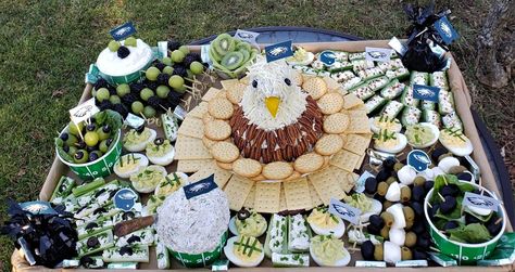 Philadelphia Eagles Party, Theme Charcuterie Board, Football Charcuterie Board, Eagles Party, Football Charcuterie, Eagles Football, Superbowl Party Food, Eagle Scout, Superbowl Party