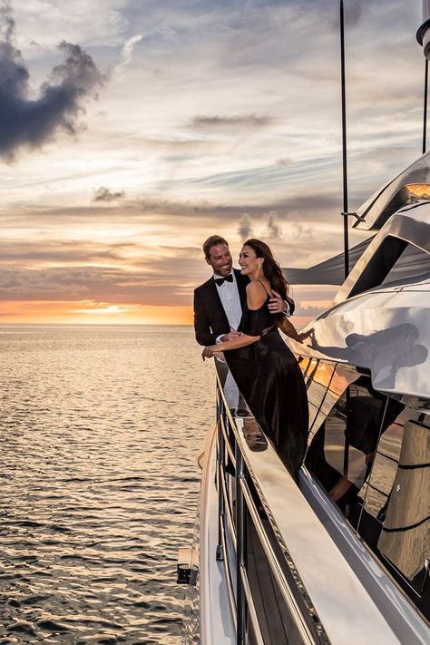 Yacht Photoshoot, Cruise Photography, Boat Photoshoot, Yacht Aesthetic, Luxury Yacht Interior, Best Yachts, Luxury Lifestyle Couple, Yacht Wedding, Luxury Couple