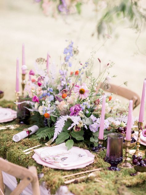 Styled Shoot | Mid-Summer's Night Dream at Blue Bell Farm - Pretty Little Things Forest Tablescape, Midsummer Nights Dream Party, Missouri Wedding Venues, Midsummer Nights Dream Wedding, Wedding Rental, Missouri Wedding, Enchanted Forest Wedding, Enchanted Wedding, Dream Party