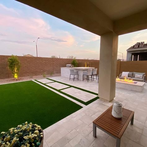 Az Landscaping Ideas Backyards, Backyard Cement Ideas, Backyard Hardscape Ideas, Arizona Landscape Design, Backyard Pavers, Arizona Backyard Landscaping, Arizona Landscaping, Artificial Grass Backyard, Hardscape Ideas