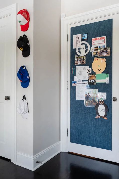 Small Teenage Boys Room, Teenage Bedroom Ideas, Small Boys Bedrooms, Bedroom Ideas For Small Rooms, Teenager Bedroom Boy, Teenage Boy Room, Boys Bedroom Makeover, Boys Playroom, Teen Boy Room