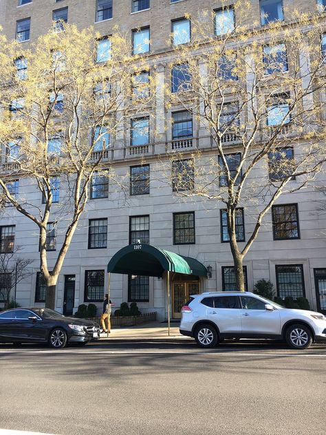 Upper Eastside Aesthetic, Upper East Side House, Upper East Side Aesthetic, Upper East Side Penthouse, Nyc Upper East Side, Upper West Side Apartment, Upper East Side Apartment, Twisted Lies, Nyc Winter