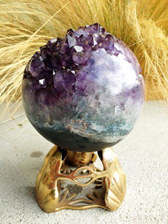 Amethyst Geode Sphere Crystal Balls, Pretty Rocks, Crystal Magic, Amethyst Geode, New Earth, All Things Purple, Minerals And Gemstones, Rocks And Gems, Winter Solstice