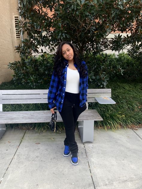 Blue And Black Jordans Outfit, Royal Blue Jordans Outfit, Brotherhood Jordan 1 Outfit Women, Jordan 1 Laney Outfit, Jordan Outfit Ideas Women, Blue And Black Jordan 1 Outfit, Air Jordan 1 Outfit Women Baddie, Jordan 1 Outfit Women Plus Size, Outfit Ideas Jordan 1 High