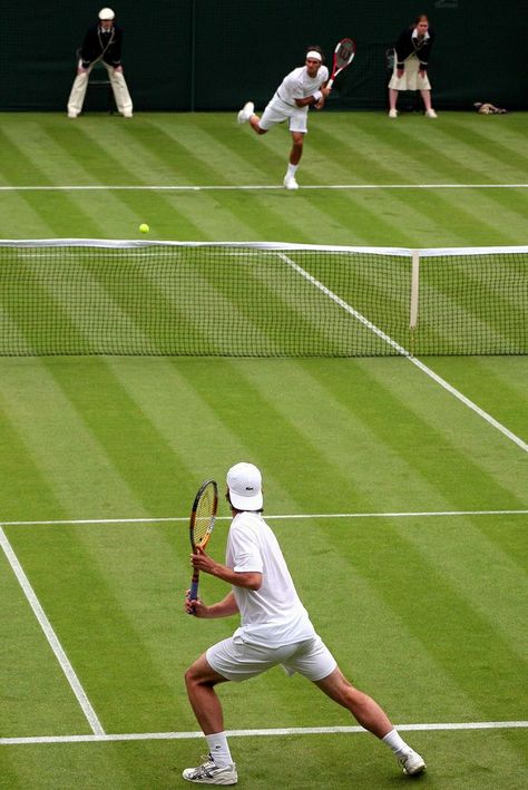 Wimbledon Centre Court, Rodger Federer, Tennis Lifestyle, Tennis Pictures, Tennis Posters, Tennis Photos, Tennis Aesthetic, Tennis Games, Wimbledon Tennis