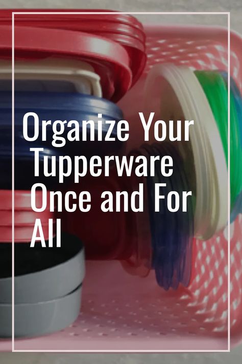 Here are 5 rules to follow to organize your Tupperware & food storage containers. This simple, inexpensive solution works! Food Container Storage Ideas, Tupperware Cupboard Organizing, Organize Tupperware, Pantry Closet Organization, Tupperware Organizing, Tupperware Canisters, Deep Pantry, Tupperware Storage, Diy Home Updates