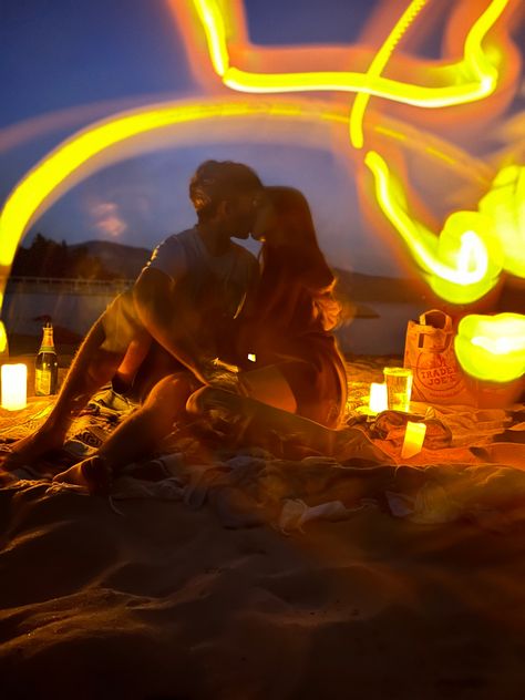 Picnic Under The Stars, Ideas Picnic, Couples Pictures, Beach Date, Dream Date, The Boyfriend, Date Ideas, Under The Stars, Boyfriend Pictures