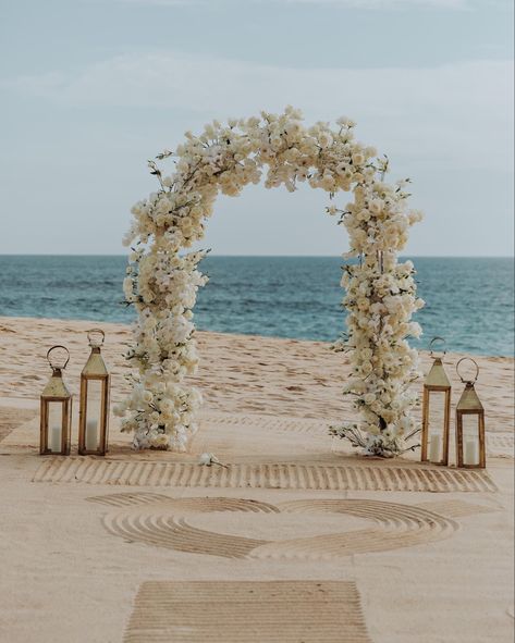 Beach Ceremony Set Up, Wedding Beach Arch, Ethereal Beach Wedding, Outdoor Wedding Ideas Beach, Tropical Beach Wedding Color Palette, Wedding 2025 Trends, Beach Alter, Beach Wedding Altar, Beach Wedding Arch Ideas