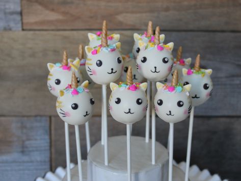 What make a cat cake pop better? make it a caticorn from Kaylin Jones Cupcakes Caticorn Cake, Cat Cake Pops, Cake Pops Ideas, Cake Cake Pops, Pop Cat, Party Cat, Cat Birthday Party, Kitty Party, Easy Cake Decorating