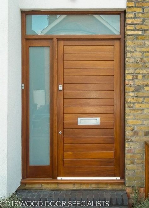 Dark wood contemporary front door and sidelight frame Georgian Doors, Contemporary Front Doors, Front Door Design Wood, Main Entrance Door Design, Main Entrance Door, Wooden Main Door, Rooms Design, Wooden Main Door Design, Contemporary Doors