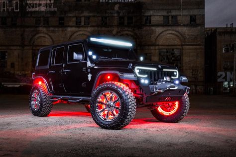 Custom Jeep Wrangler, Jeep Grill, Dream Cars Jeep, Jacked Up Trucks, Custom Jeep, The Oracle, Wrangler Jl, Truck Tyres, Jeep Gladiator