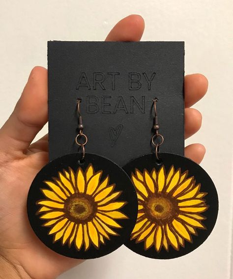 Sabrina on Instagram: “Custom order 🌻💛✨ DM to place your order! Perfect as a gift for someone, or just a gift to yourself ❤️ . . . #Art #ByMe #MyArt #Handmade…” Earrings Handmade Boho, Terracotta Jewellery Designs, Diy Earrings Easy, Wood Jewelery, Diy Fabric Jewellery, Polymer Clay Jewelry Tutorials, Beaded Earrings Diy, Terracotta Jewellery, Handmade Paint