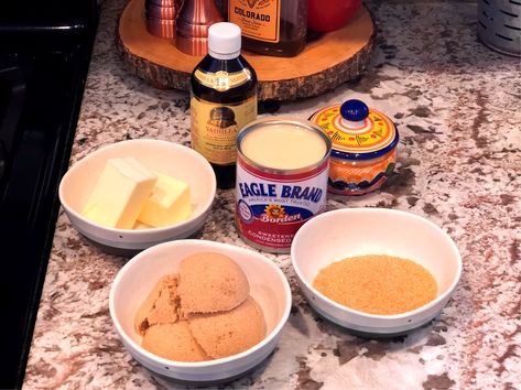 Quick Caramel Sauce – Farm to Table to Soul Quick Caramel Sauce, Snickerdoodle Muffins Recipe, Carmel Recipe, Easy Caramel Sauce, Homemade Caramel Recipes, Deserts Easy, Caramel Icing, Sweet Sauces, Caramel Recipes Sauce