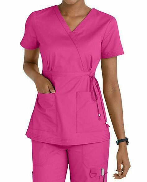 Scrubs Uniform Fashion, Nursing Scrubs Outfits, Nurse Fashion Scrubs, Nurse Outfit Scrubs, Scrubs Fashion, Medical Scrubs Fashion, Beauty Uniforms, Scrubs Nursing Uniforms, Stylish Scrubs