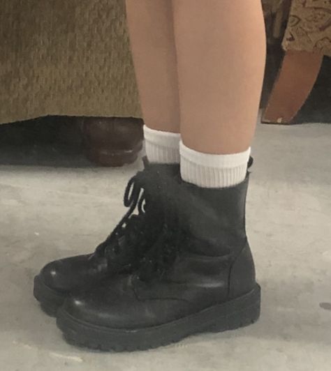 Boots Cottagecore, Cottagecore Shoes Boots, Boots With Socks Aesthetic, Combat Boots With Socks, Combat Boots Aesthetic, Cottagecore Boots, Cottagecore Shoes, Socks Aesthetic, Concert Fits