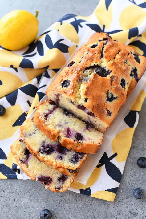 Lemon Blueberry Pound Cake Loaf Pound Cake Loaf, Lemon Blueberry Pound Cake, Yogurt Bread, Blueberry Pound Cake, Blueberry Loaf, Cake Loaf, Chocolate Homemade, Lemon Pound Cake Recipe, Berry Recipes