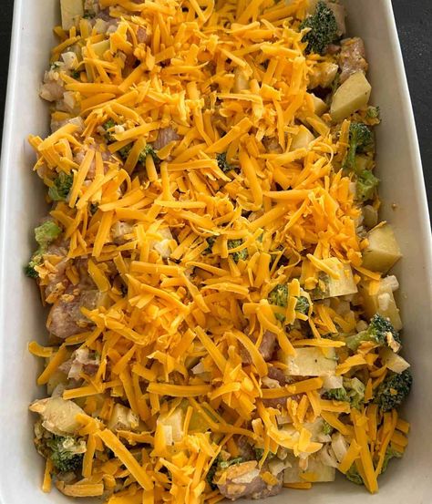 This Chicken Broccoli Potato Casserole is so delicious and has meat, veggies and potatoes all in one casserole dish. Chicken Potato Broccoli Bake, Chicken Broccoli Potato Casserole, Chicken Potato Broccoli Casserole, Chicken Potato Bake, Broccoli And Potatoes, Chicken Sweet Potato, Broccoli Casserole, Carrots And Potatoes, Chicken Potatoes