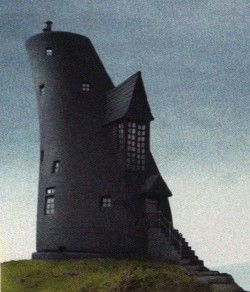 Artist's rendering of the Lovegood House, depicted in "Harry Potter and the Deathly Hallows: Part 1" Luna Lovegood House, Lovegood House, Xenophilius Lovegood, The Fisher King, Giant Chess, Harry Potter Wiki, Deathly Hallows Part 1, Cardboard Cat House, Harry Potter Luna Lovegood