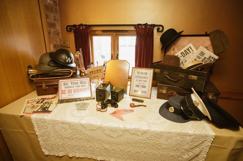 A 1940s Inspired and VE Day Wedding Decor | Photography by http://www.gemmawilliamsphotography.co.uk/ Ve Day 1945 Party Ideas, 1940s Wedding Theme, Formal Themes, Wedding Decor Photography, 1940s Aesthetic, 40s Wedding, 1940s Party, Day Wedding Decor, Themed Birthday Party Ideas