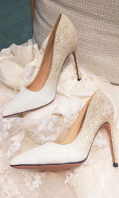 Cute High Heels, High Heels Boots, High Heel Dress, White High Heels, Prom Heels, High Heel Sneakers, Wedding Shoes Heels, Heels Classy, Cute Heels