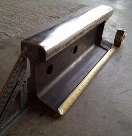 Railroad Track Anvil, Homemade Forge, Make A Bench, Metalworking Projects, Black Smith, Craftsman Cottage, Metal Shaping, Blacksmith Tools, Anvils