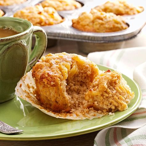 Wake up loved ones with a fresh batch of these cinnamon-spiced muffins. They're topped with a heavenly apple pie style filling. —Suzanne Pauley, Renton, Washington Pumpkin Apple Pie, Caramel Apple Muffins, Spiced Muffins, Pumpkin Apple Muffins, Apple Streusel Muffins, Apple Pie Muffins, Renton Washington, Pie Muffins, Apple Muffin Recipes