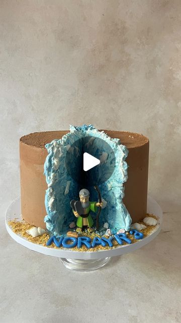 Anahit on Instagram: "There is power in the name of Jesus.🙏 Crossing The Red See Cake" Jesus Cake Ideas, Jesus Cake, Bible Cake, In The Name Of Jesus, Jesus On The Cross, Names Of Jesus, Cake Decorating, Bible, Jesus