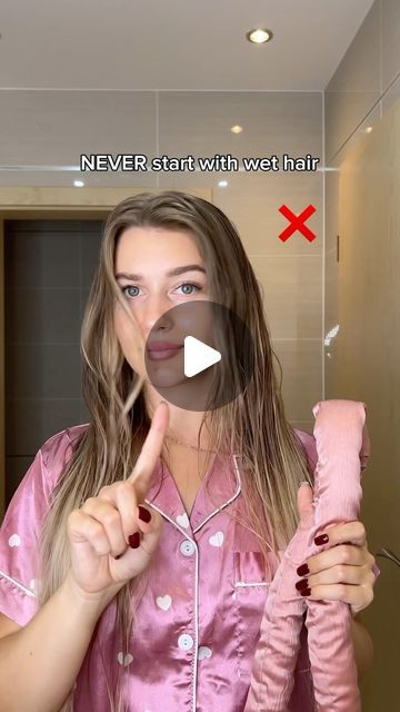 ETERNAL MUSE on Instagram: "STOP making these mistakes when it comes to your heatless hair styling technique. Follow the steps in this quick and easy tutorial for the best overnight curls ✨ CC: @gavrikovasasha" Heatless Curls Overnight Results, How To Wrap Heatless Curls Overnight, How To Put Heatless Curls In, Heartless Curls Overnight Diy, Braiding Hair For Waves Overnight, Heatless Curls With Headband, How To Sleep With Rollers In Hair, Heatless Curls Overnight Side Sleeper, How To Get Heatless Curls Overnight