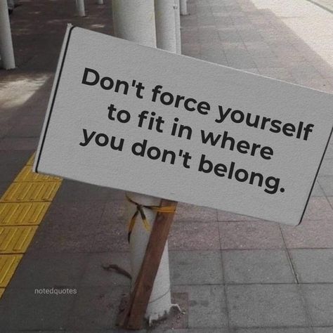 No Toxic People Aesthetic, Dont Care About People Quotes, Dont Force People In Your Life, Never Force Anyone To Stay In Your Life, Staying In Aesthetic, Stay Toxic Quotes, Letting Go Of Toxic People, Stay Quotes, Alone Is Better