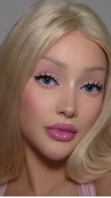 Mean Girls Makeup, Girly Makeup, Princess Makeup, Barbie Makeup, Chique Outfits, Doll Makeup, Cute Makeup Looks, Creative Makeup Looks, Makeup Obsession