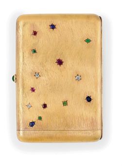 A jewelled gold cigarette case September Feels, Golden Bag, 70s Mode, Wavy Design, Demantoid Garnet, Faberge Eggs, Pretty Box, Vintage Vanity, Objet D'art