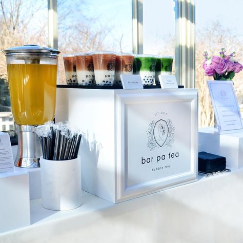 Bubble Tea Station Party, Bubble Tea Wedding Bar, Bubble Tea Station Wedding, Catering Drink Station, Boba Bar Station Wedding, Boba Stand Wedding, Coffee Bar Event Ideas, Wedding Bubble Tea, Boba Station Wedding