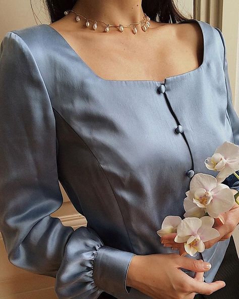 Blue Silk Blouse, Silk Outfit, Moda Vintage, Blue Silk, Aesthetic Fashion, Silk Blouse, Aesthetic Clothes, Fashion Inspo Outfits, Style Me