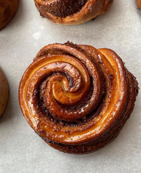 Chocolate orange brioche @way_bakery #bakery #baker #bakerlife #food #foodporn #foodphotography #foodstagram #foodblogger #foodie #foodlover #pastry #pastrychef #pastryart Bakery Photography Ideas, Food Aesthetically, Orange Pastry, Aesthetic Pastry, Bakery Marketing, Pastries Aesthetic, Pastry Aesthetic, Baking Photos, Baker Aesthetic