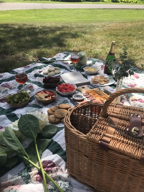 With You Forever Chloe Liese, Hobbit Picnic, Chloe Liese, Lake Picnic, Afternoon Picnic, Hobbit Party, Picnic With Friends, Picnic Spot, Book Aesthetics