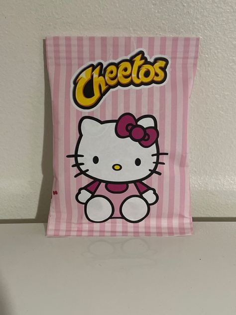 Hello Kitty Chip Bag, Duck Things, Mystery Box Ideas, Hello Kitty Birthday Theme, Chips Bags, Hello Kitty Theme Party, Paper Squishy, Hello Kitty Birthday Party, Adorable Homes Game