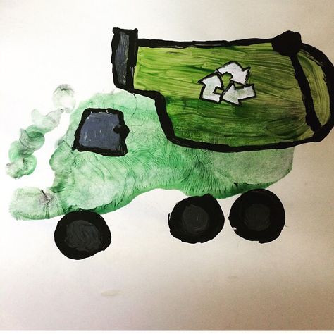 Garbage Truck Footprint Craft, Trash Truck Art Preschool, Garbage Truck Craft Preschool, Footprint Vehicles, Garbage Truck Drawing Easy, Baby Art Crafts, Winter Crafts Preschool, Getting Wet, Truck Crafts