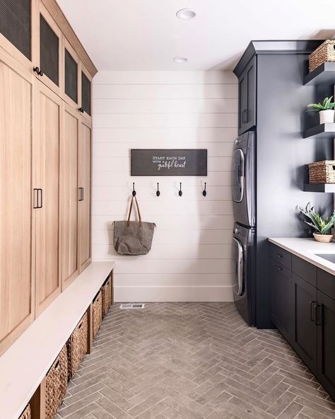 Mudroom Laundry Room Dimensions, Mudroom And Powder Room, Mudroom Laundry Room Pantry, Basement Mudroom Laundry Room, Laundry Mudroom Floor Plan, Modern Farmhouse Mudroom Laundry, Mudroom With Built Ins, Mud Room Layout Floor Plans, Mudroom In Laundry Room