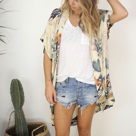 Vestiti In Jeans, Áo Blu, Look Boho Chic, Boho Mode, Mode Boho, Outfit Formulas, Kimono Dress, Cute Summer Outfits, Stitch Fix Style