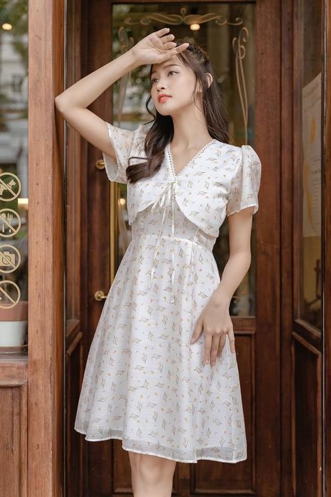 Korean Outfits Casual Chic, Dress Korean Style Simple, Korean Outfits Casual, Cute Korean Outfits, Maxi Frocks, Pretty Dresses Casual, Sleepwear Fashion, Club Hairstyles, Western Style Outfits