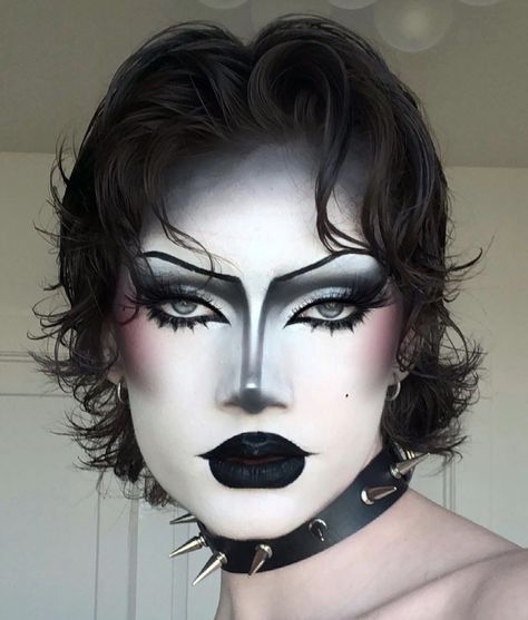 Halloween Makeup Ideas For Women, Drag King Makeup, Funky Makeup, Drag Make-up, Punk Makeup, Halloween Makeup Ideas, Face Art Makeup, Graphic Makeup, Drag Makeup