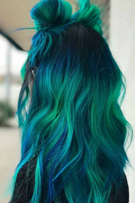 Vibrant Color Hair Ideas, Teal Balayage Hair, Awesome Hair Color Ideas, Easy Updos For Long Curly Hair Simple, Dimensional Blue Hair, Blue And Green Hair Ideas, Swamp Hair, Hair Color Ideas Green, Blue Green Hair Color