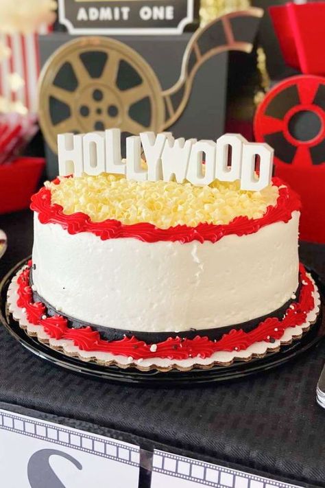 Take a look at this fabulous Movie Night-themed Graduation! The Hollywood Birthday cake is so impressive! See more party ideas and share yours at CatchMyParty.com Teen Movie Night, End Of School Party Ideas, End Of School Party, Movie Night Birthday, School Party Ideas, Hollywood Birthday, Movie Night Birthday Party, Movie Cakes, Movie Themed Party