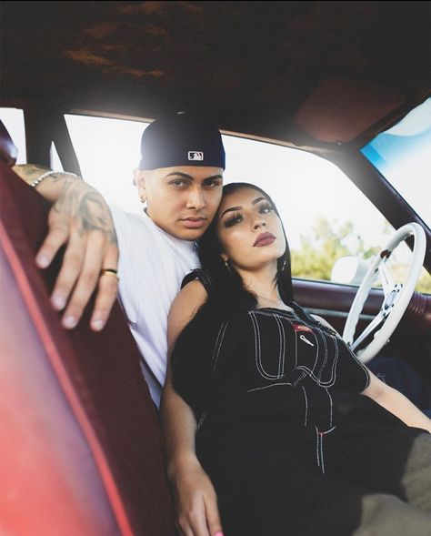 Chola Outfit, Chicana Aesthetic, Chica Chola, Chicano Love, Chola Style, Estilo Cholo, Swag Couples, Cholo Style, Chicana Style