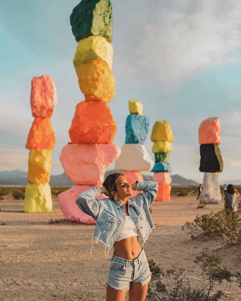 Fall Instagram, Seven Magic Mountains, Usa Pictures, Las Vegas Vacation, Love Magic, What Do, Vegas Vacation, Travel Savings, Vegas Trip